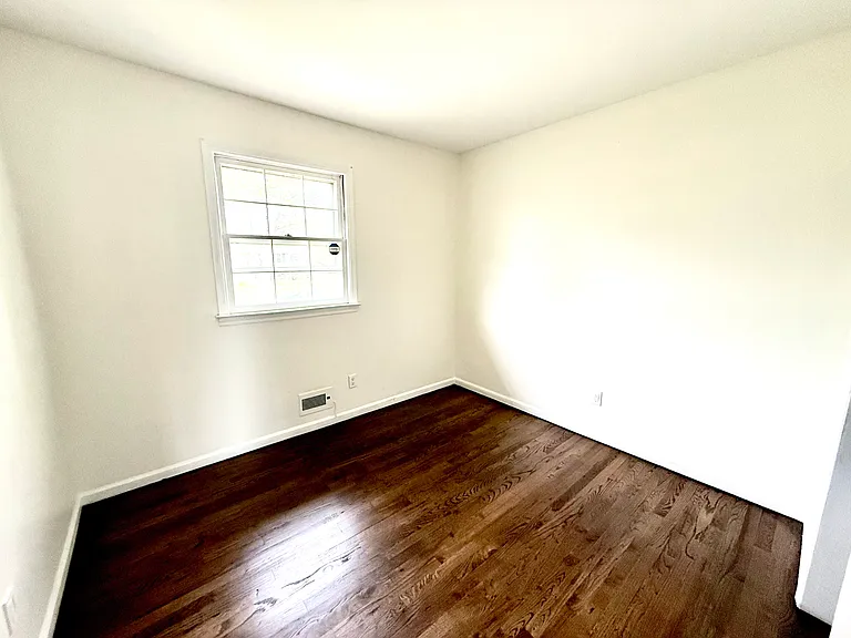13 Poplar Pl — Photo 11