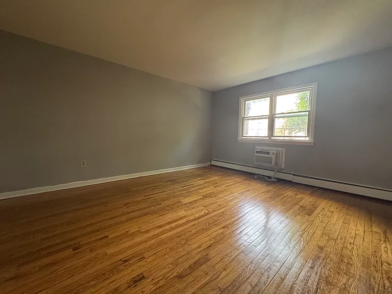 838-5B Wood Ave #B5 — Photo 8