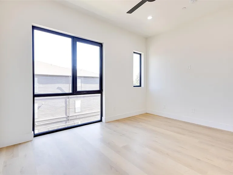 4206 Cabell Dr #104 — Photo 8