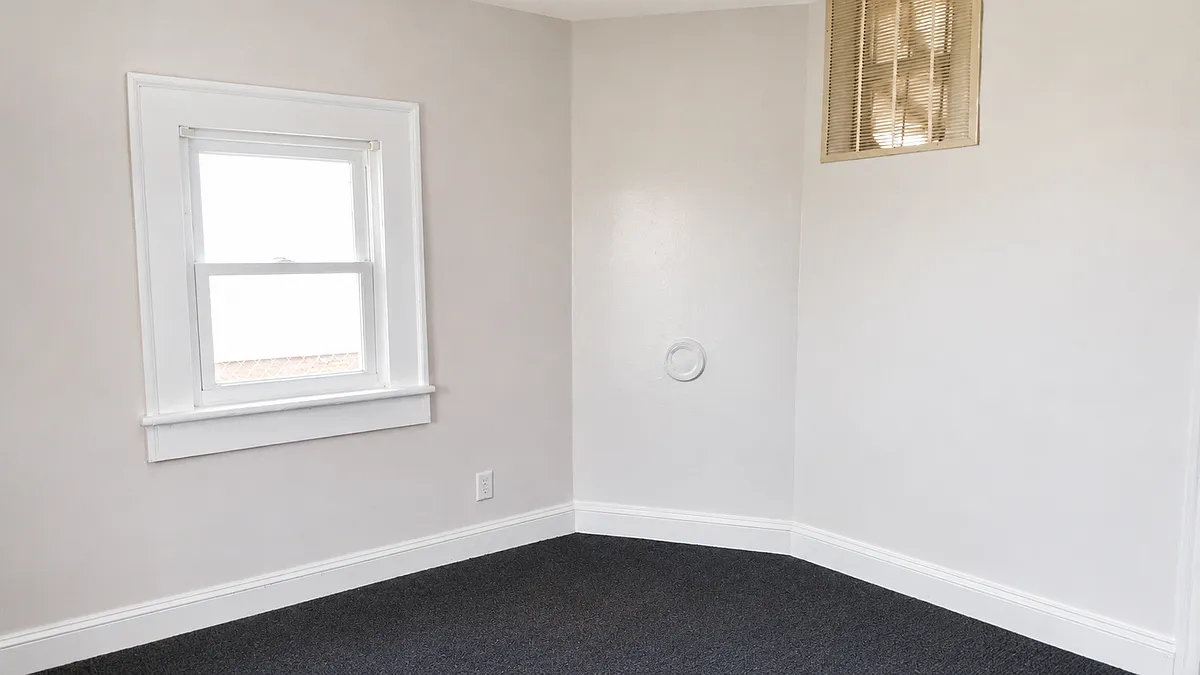 Building Photo - 175 Tynes St #1