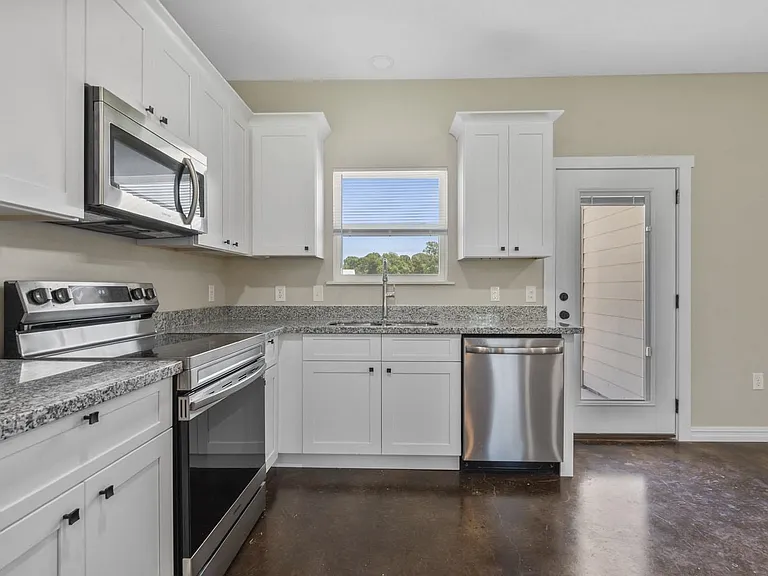 405 County Road 62 — Photo 8
