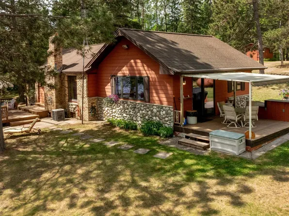 1076 Rainy Lake Rd NW, Backus, MN 56435