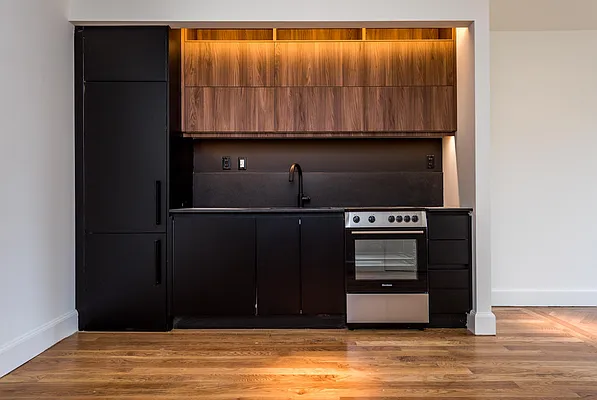 Rented by Nooklyn NYC LLC | media 36