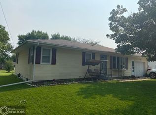 1102 W Saunders St, Mount Pleasant, IA 52641