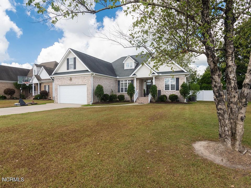 1st image of 2460 Pinetops Drive