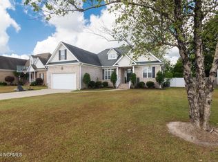 2460 Pinetops Dr, Winterville, NC 28590