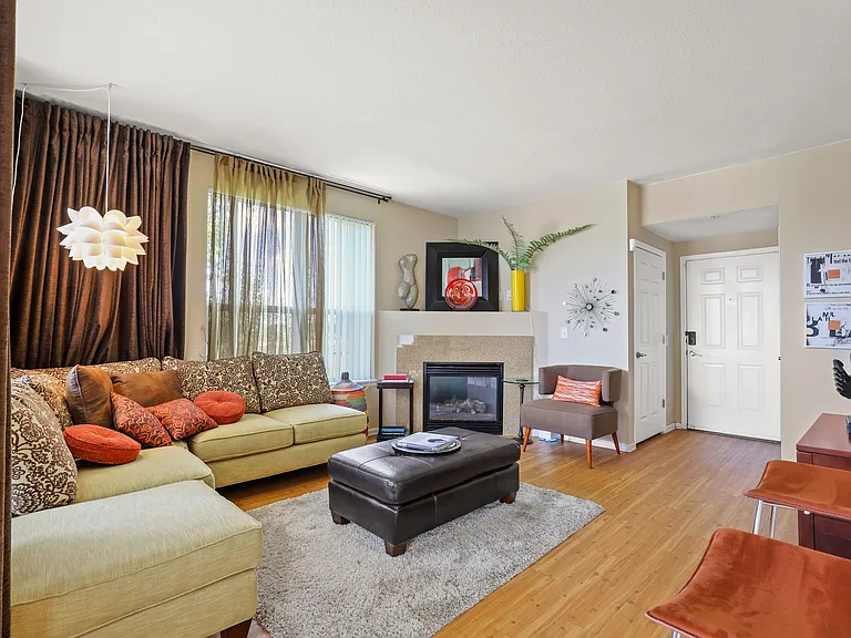 Parker Hilltop — Photo 36