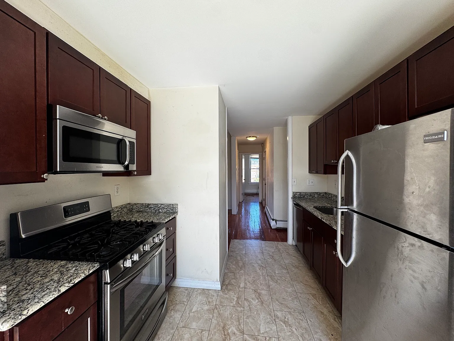 2 bed, 1200 sqft, $3,100 — Photo 1