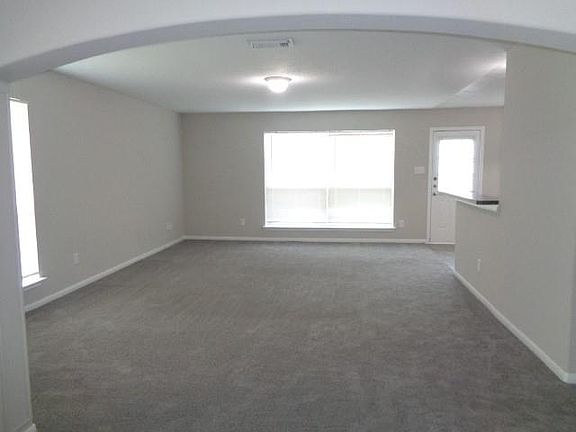 4th image of 9503 Wyatt Oak Ln