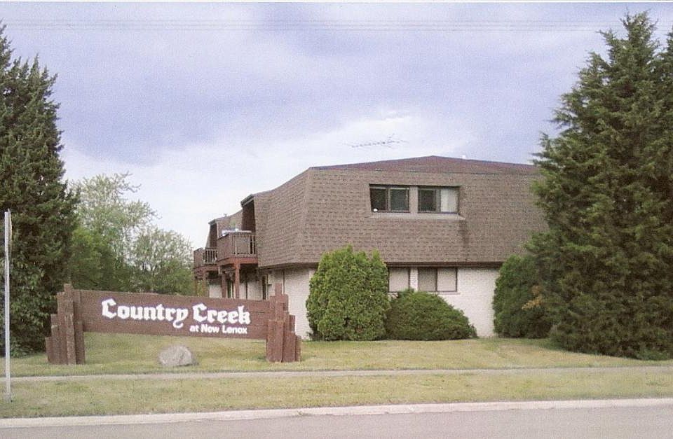 1st image of 1917 Stonebridge Dr APT 2B