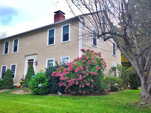 300 Wilbraham Rd, Hampden, MA 01036