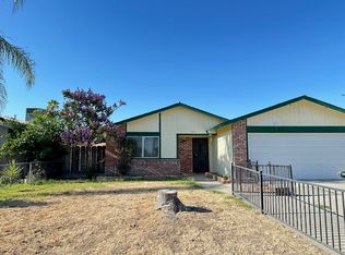 1017 Margalo St, Wasco, CA 93280