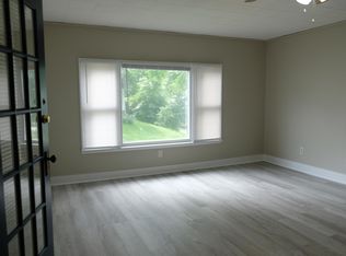 102 Harrison Ave #1, Cynthiana, KY 41031