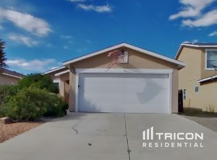 1957 Round Up Dr NE, Rio Rancho, NM 87144