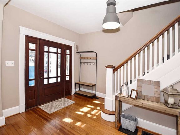 3rd image of 3326 Orion Ave