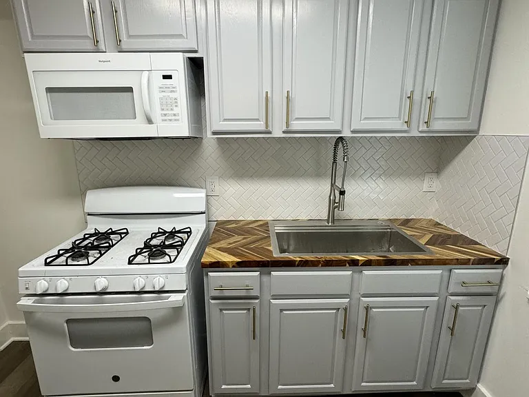 4278 Oxford Ave #2 — Photo 12