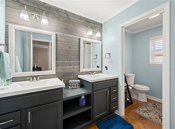 3rd image of 4802 Warwick Blvd