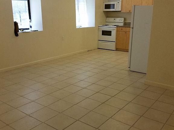 5th image of 608 W 184th St Bsmt B2