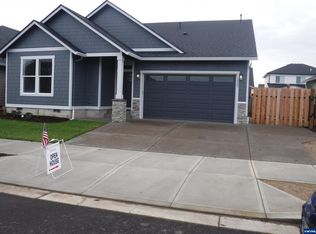 1025 Sassafras St, Independence, OR 97351