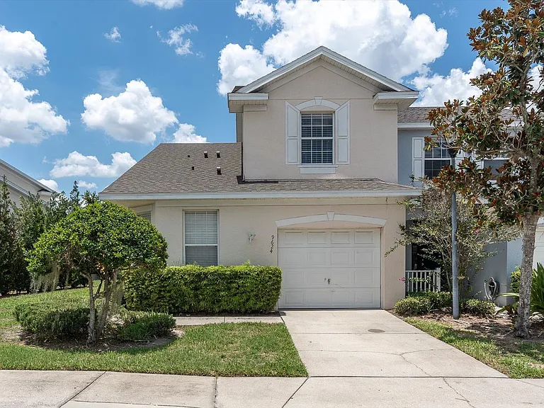 9624 Carlsdale Dr — Photo 1