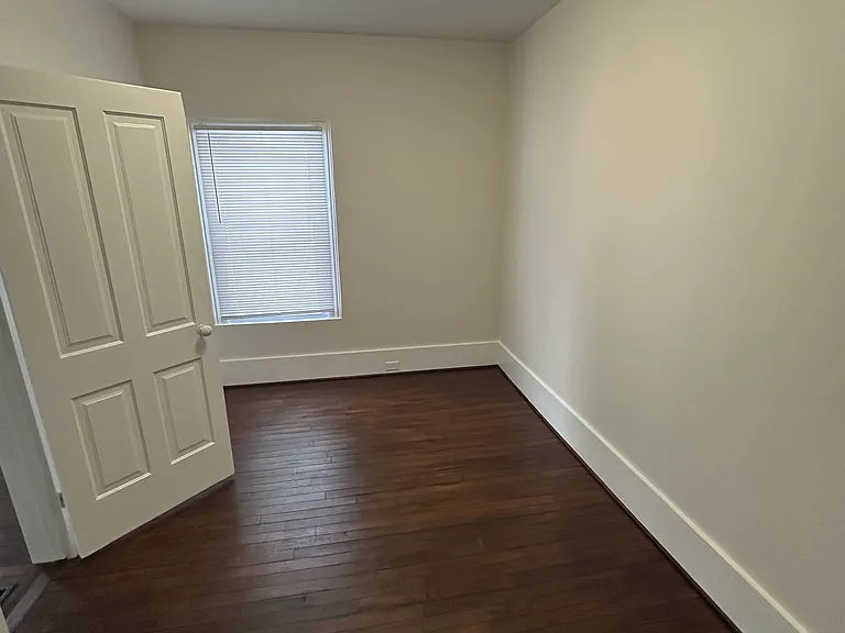 341 W Main St — Photo 10