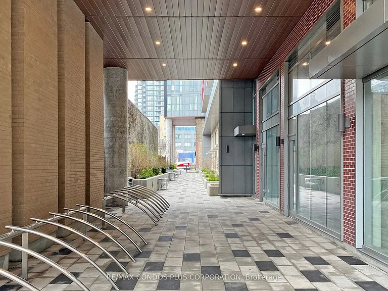 120 Parliament St #2303 — Photo 30