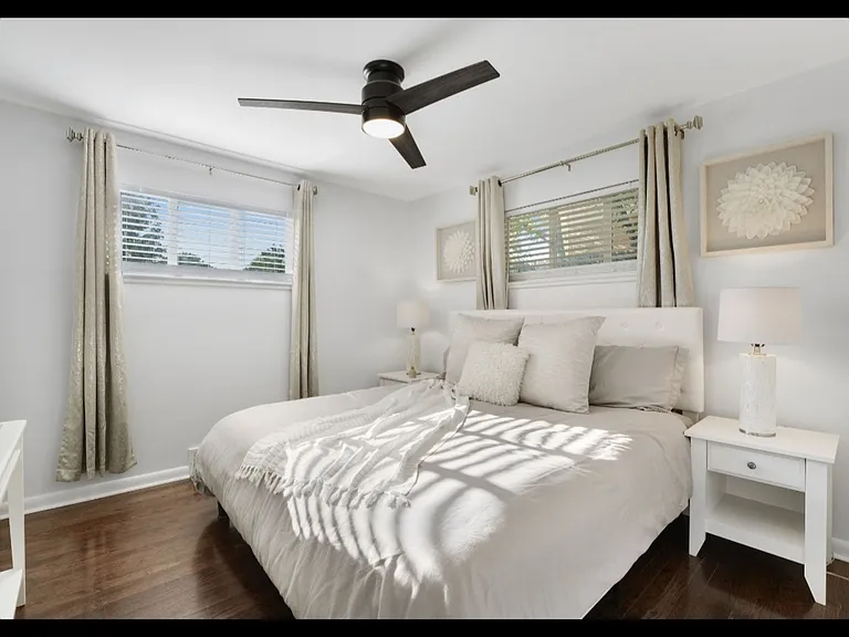 5295 Perry St — Photo 3