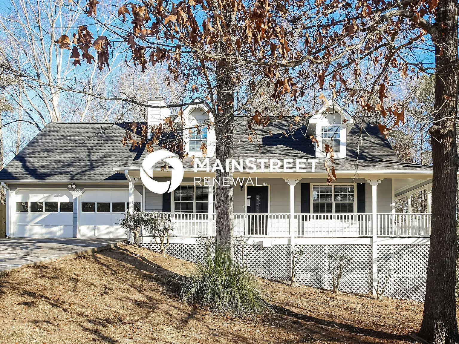 3900 Saddlecreek Dr — Photo 2