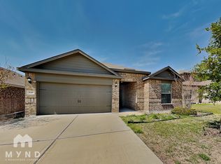 143 Bovine Dr, Newark, TX 76071