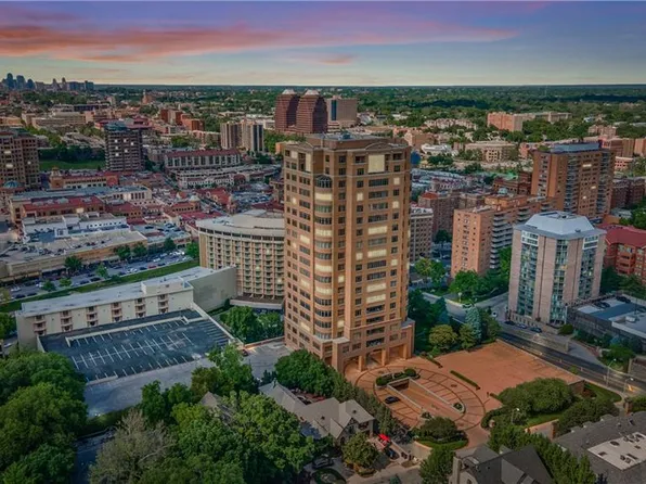 400 W 49th Ter APT 2096, Kansas City, MO 64112