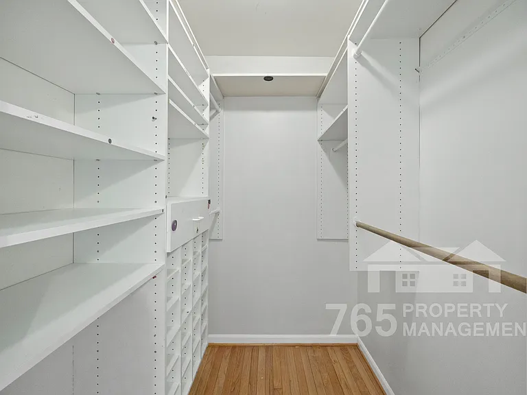 2504 Main St #1 — Photo 8