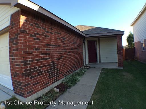 3rd image of 4854 Waterford Dr