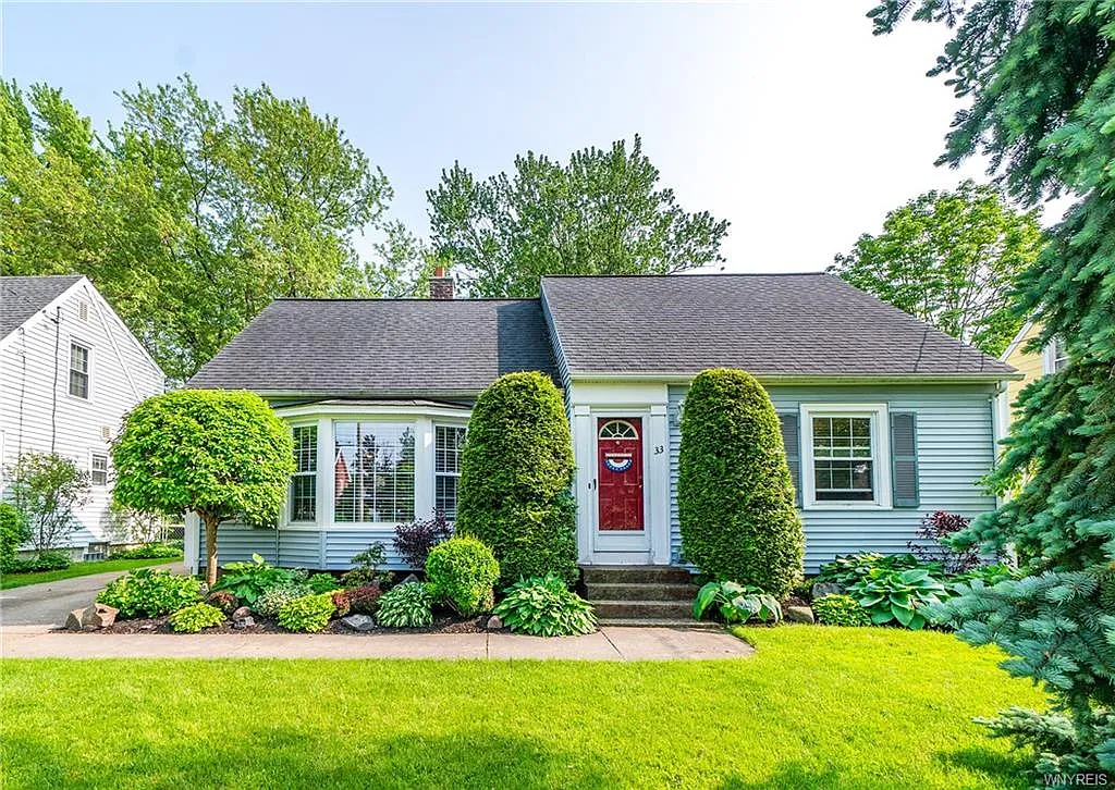 33 Huntington Ct photo 1