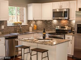 1458 Greenmont Ct, Reston, VA 20190