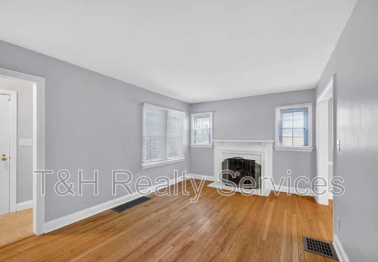 5946 Haverford Ave — Photo 6