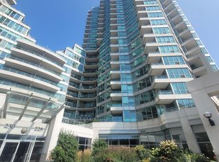 228 Queens Quay W #2203, Toronto, ON M5J2X1