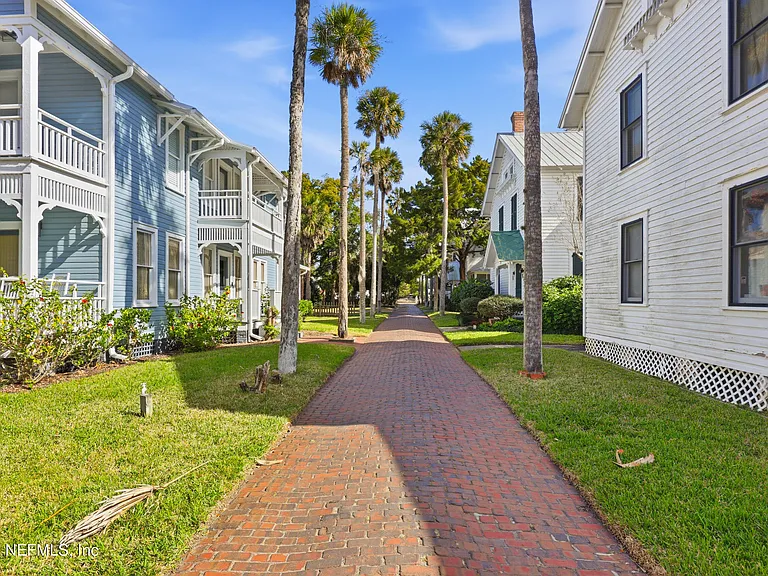 205 Seaside Vista Court St — Photo 66