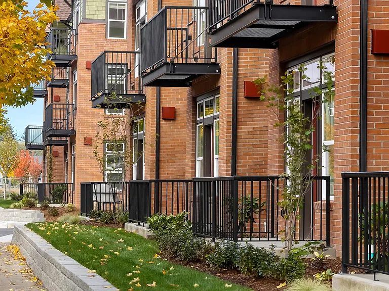 Ward Lake Apartments — Photo 5