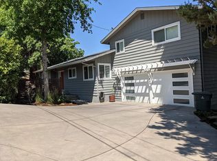 465 Tucker St, Ashland, OR 97520