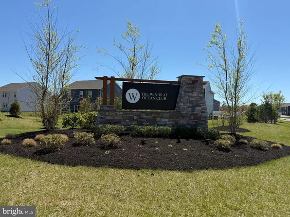 123 Malibu Dr, Egg Harbor Township, NJ 08234