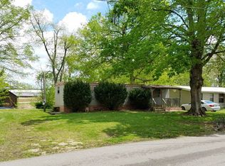 7191 Old Masonville Rd, Utica, KY 42376