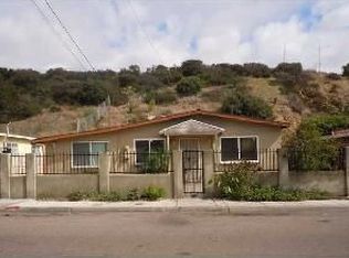 5048 Auburn Dr, San Diego, CA 92105