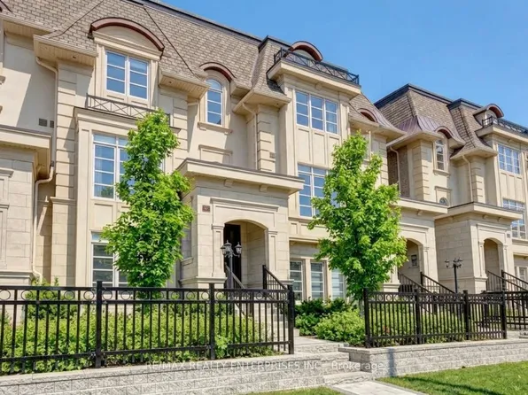 287 Rebecca St, Oakville, ON L6K 0G9
