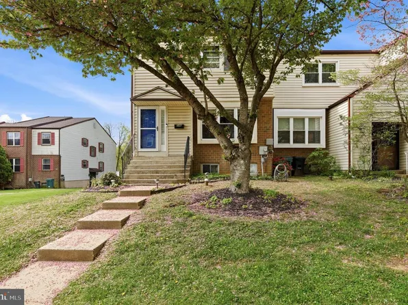 286 Birch Dr, Lafayette Hill, PA 19444