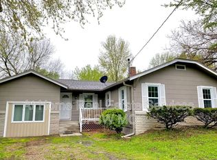 2630 E Cherry St, Springfield, MO 65802