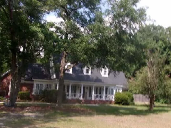 709 W Lane St, Brooklet, GA 30415