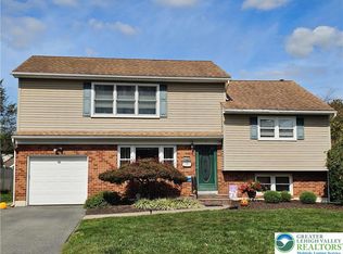 2743 Queen St, Easton, PA 18045