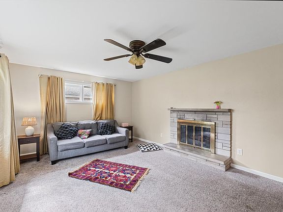 5th image of 1407 W John St