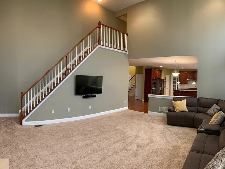 7385 Green Hill Dr — Photo 10