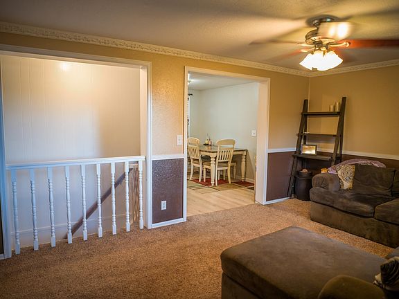 4th image of 2525 Colorado Dr